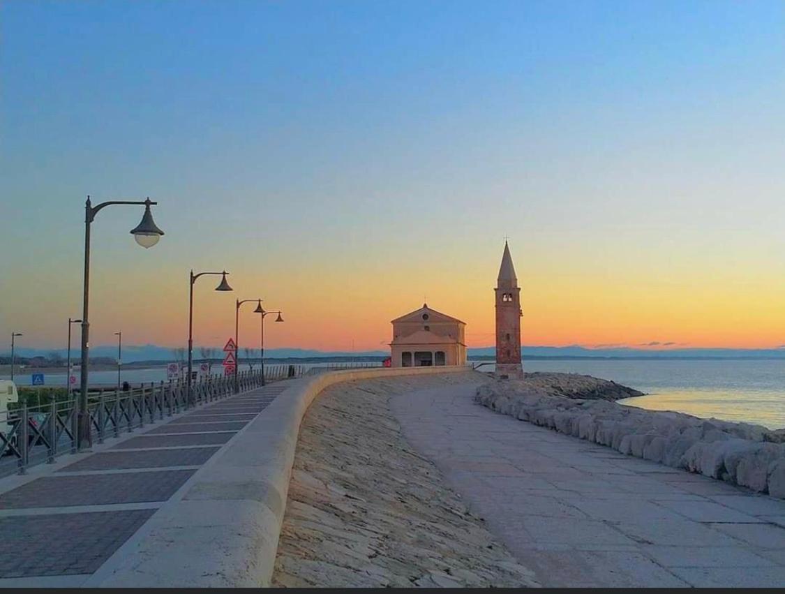 Apartment Caorle De Lux Swimming Pool, Parking, Garden 外观 照片