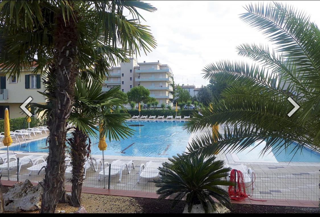 Apartment Caorle De Lux Swimming Pool, Parking, Garden 外观 照片